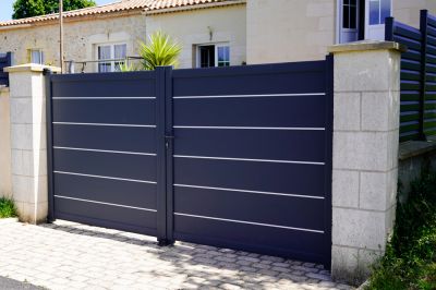 Get Routine Maintenance for Your Metal Gate!